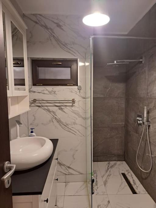 Classy Apartment With Parking In The City Center Bukareszt Zewnętrze zdjęcie